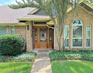 730 Blue Oak Drive - Photo Thumbnail 29