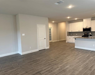 3504 Lillian Court - Photo Thumbnail 19