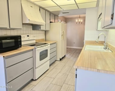 19802 N Star Ridge Drive - Photo Thumbnail 3