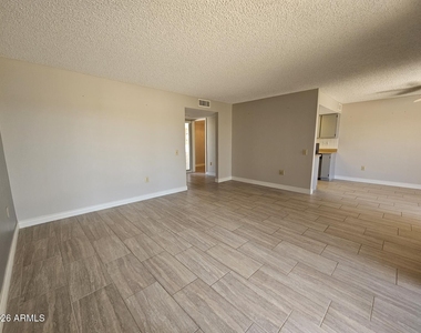19802 N Star Ridge Drive - Photo Thumbnail 9