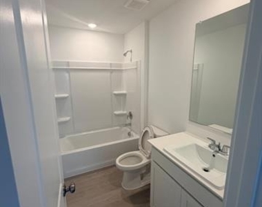 3117 Campeiro Avenue - Photo Thumbnail 7