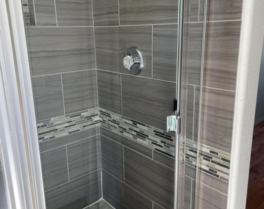 25236 N 41st Avenue - Photo Thumbnail 11