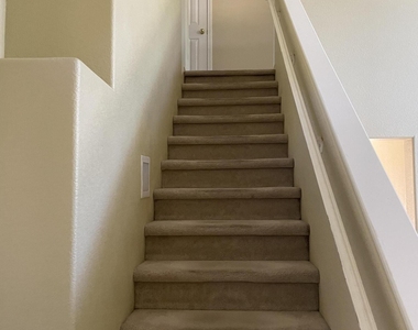 25236 N 41st Avenue - Photo Thumbnail 18