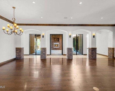 10965 E Southwind Lane - Photo Thumbnail 6