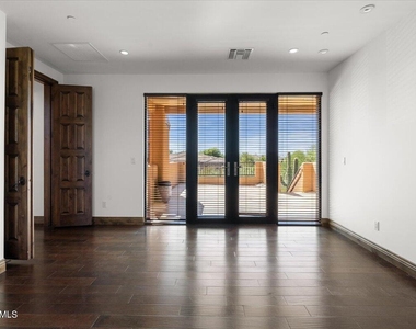 10965 E Southwind Lane - Photo Thumbnail 36