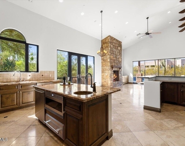 10965 E Southwind Lane - Photo Thumbnail 16