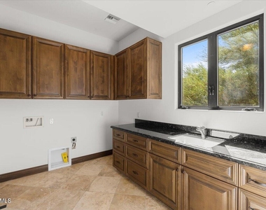 10965 E Southwind Lane - Photo Thumbnail 20