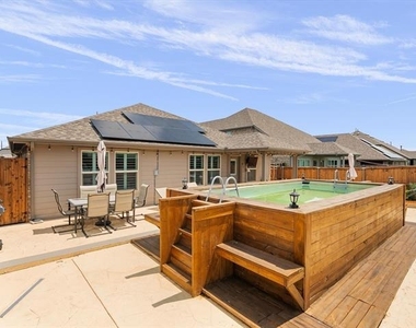1512 Berry Ridge Trail - Photo Thumbnail 32