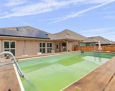 1512 Berry Ridge Trail - Photo Thumbnail 33