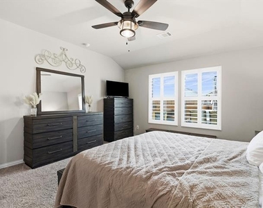 1512 Berry Ridge Trail - Photo Thumbnail 24