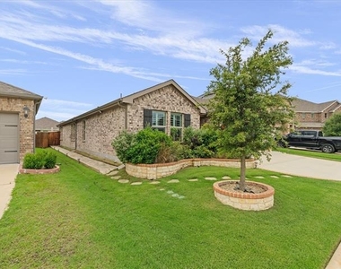 1512 Berry Ridge Trail - Photo Thumbnail 2