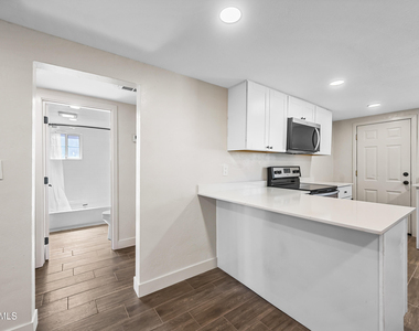 750 W 1st Place - Photo Thumbnail 16