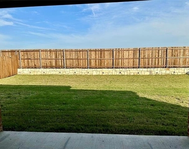 4175 Beamer Drive - Photo Thumbnail 18