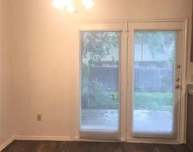 2112 Edwin Street - Photo Thumbnail 7