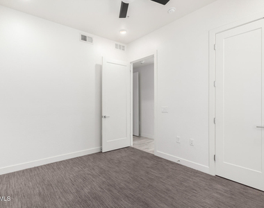 6565 E Thomas Road - Photo Thumbnail 12