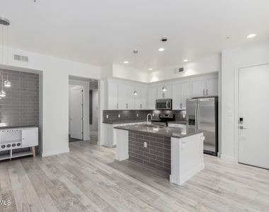 6565 E Thomas Road - Photo Thumbnail 2