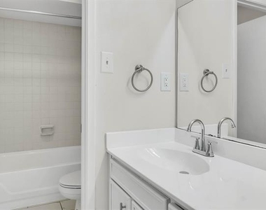 332 W Corporate Drive - Photo Thumbnail 9