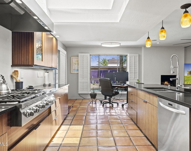 4002 E Alan Lane - Photo Thumbnail 18