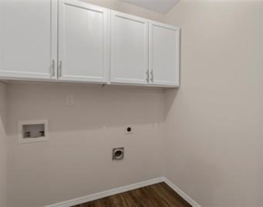 2601 Knoll Trail - Photo Thumbnail 12