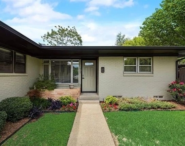 6503 E Mockingbird Lane - Photo Thumbnail 1