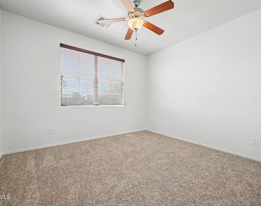 15102 W Westview Drive - Photo Thumbnail 21