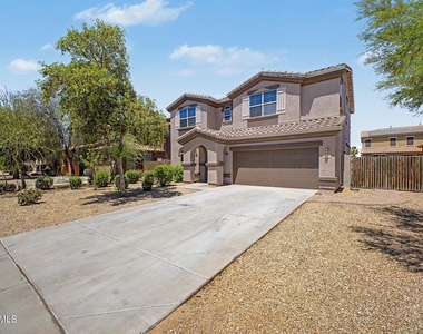 15102 W Westview Drive - Photo Thumbnail 2
