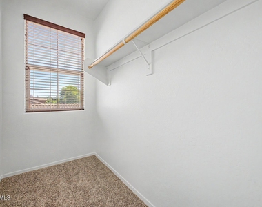 15102 W Westview Drive - Photo Thumbnail 24