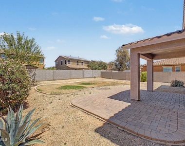 15102 W Westview Drive - Photo Thumbnail 32