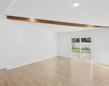 6912 Clemson Drive - Photo Thumbnail 21