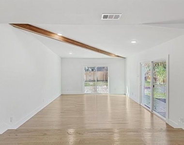 6912 Clemson Drive - Photo Thumbnail 20