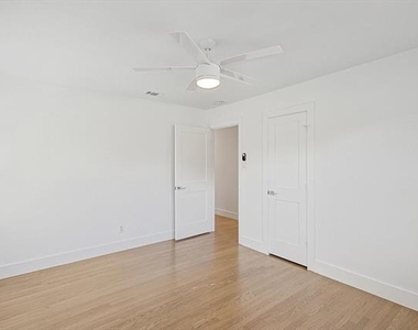 6912 Clemson Drive - Photo Thumbnail 32