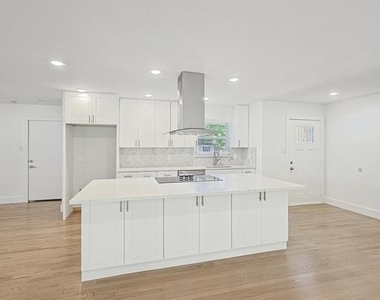 6912 Clemson Drive - Photo Thumbnail 11