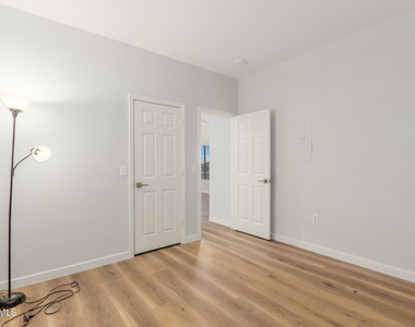 13818 N Saguaro Boulevard - Photo Thumbnail 19