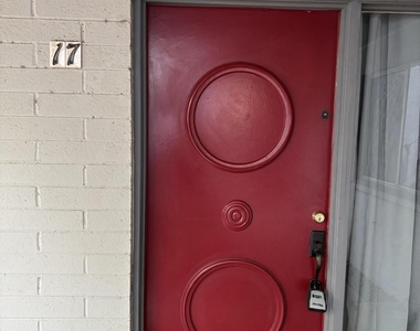 4111 E Camelback Road - Photo Thumbnail 1