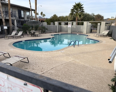 4111 E Camelback Road - Photo Thumbnail 17