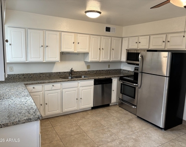 4111 E Camelback Road - Photo Thumbnail 2