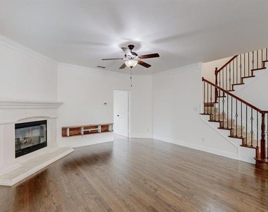 712 Davinci Court - Photo Thumbnail 2