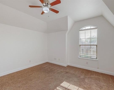 712 Davinci Court - Photo Thumbnail 18