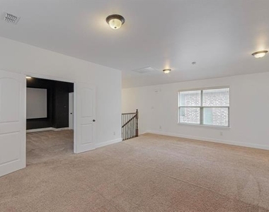 712 Davinci Court - Photo Thumbnail 15