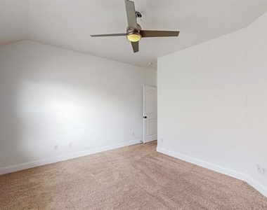 712 Davinci Court - Photo Thumbnail 25