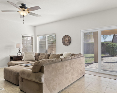 4515 E Mazatzal Drive - Photo Thumbnail 9