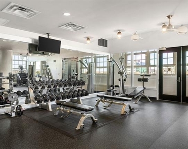 2600 W 7th Street - Photo Thumbnail 21