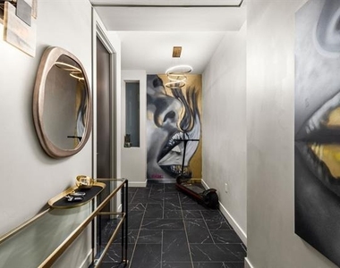 2600 W 7th Street - Photo Thumbnail 3