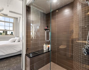 2600 W 7th Street - Photo Thumbnail 6