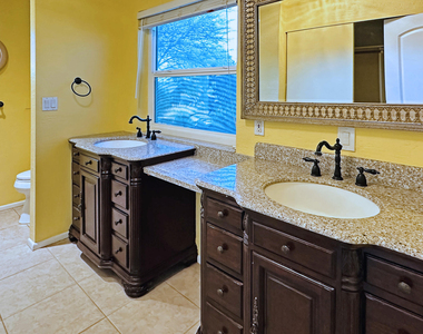 17221 E Lantern Lane - Photo Thumbnail 32