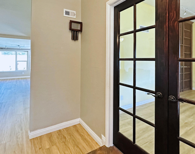 17221 E Lantern Lane - Photo Thumbnail 5