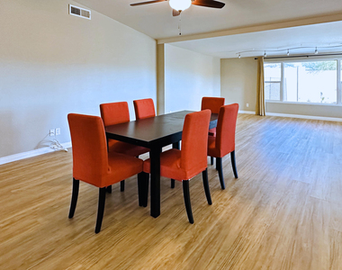 17221 E Lantern Lane - Photo Thumbnail 9