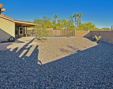 17221 E Lantern Lane - Photo Thumbnail 28
