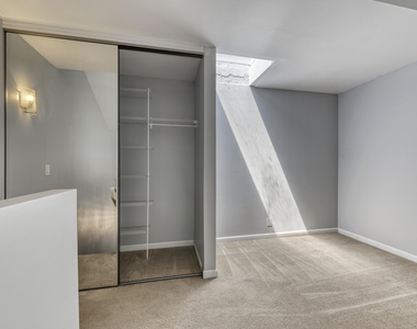 8055 E Thomas Road - Photo Thumbnail 2