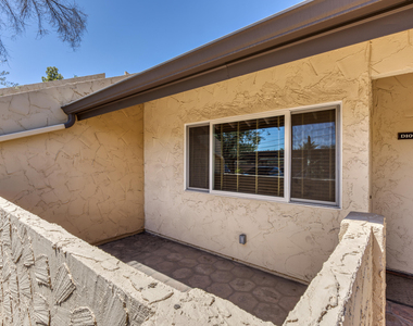8055 E Thomas Road - Photo Thumbnail 10